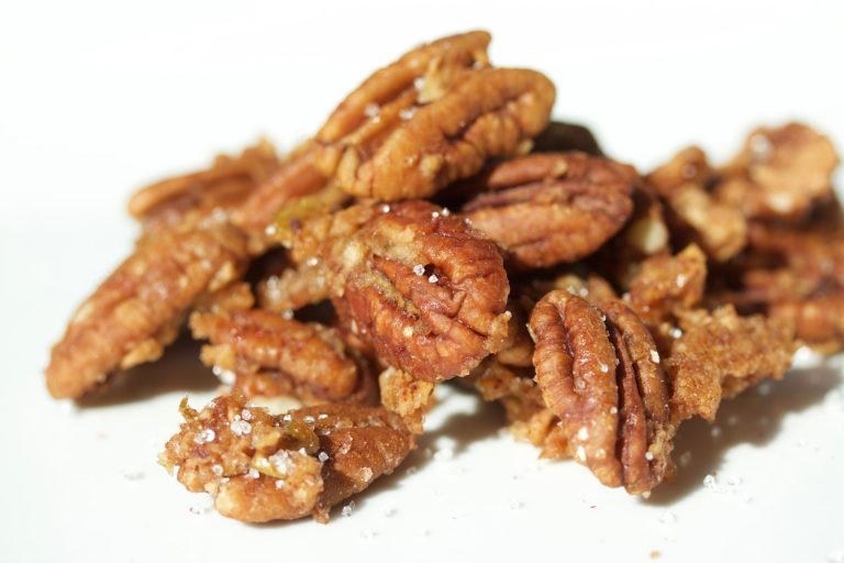 Best Organic Sweet Apple Pecans Spread in Plainfield Illinois USA